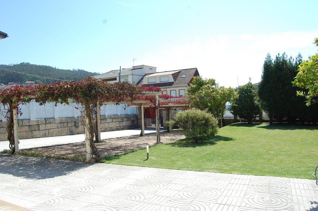 Hostal Cova Da Balea Aldán Exterior foto