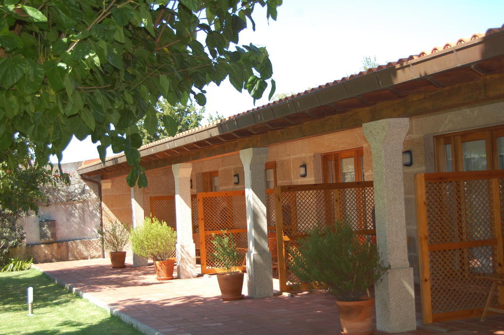 Hostal Cova Da Balea Aldán Exterior foto