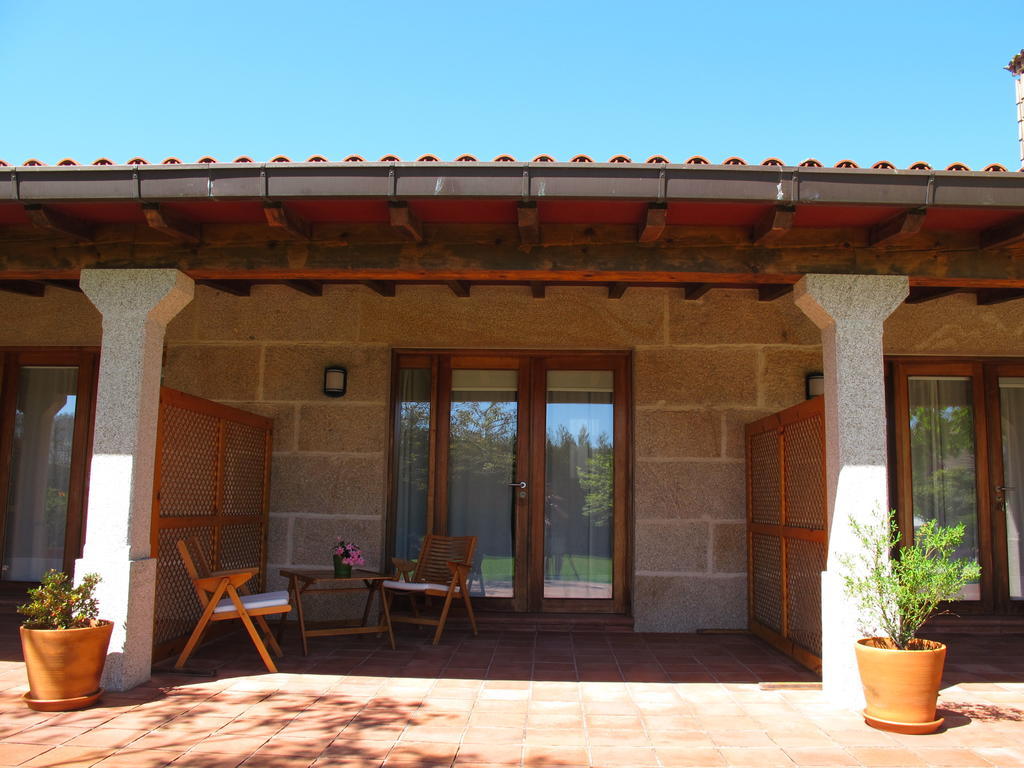 Hostal Cova Da Balea Aldán Exterior foto